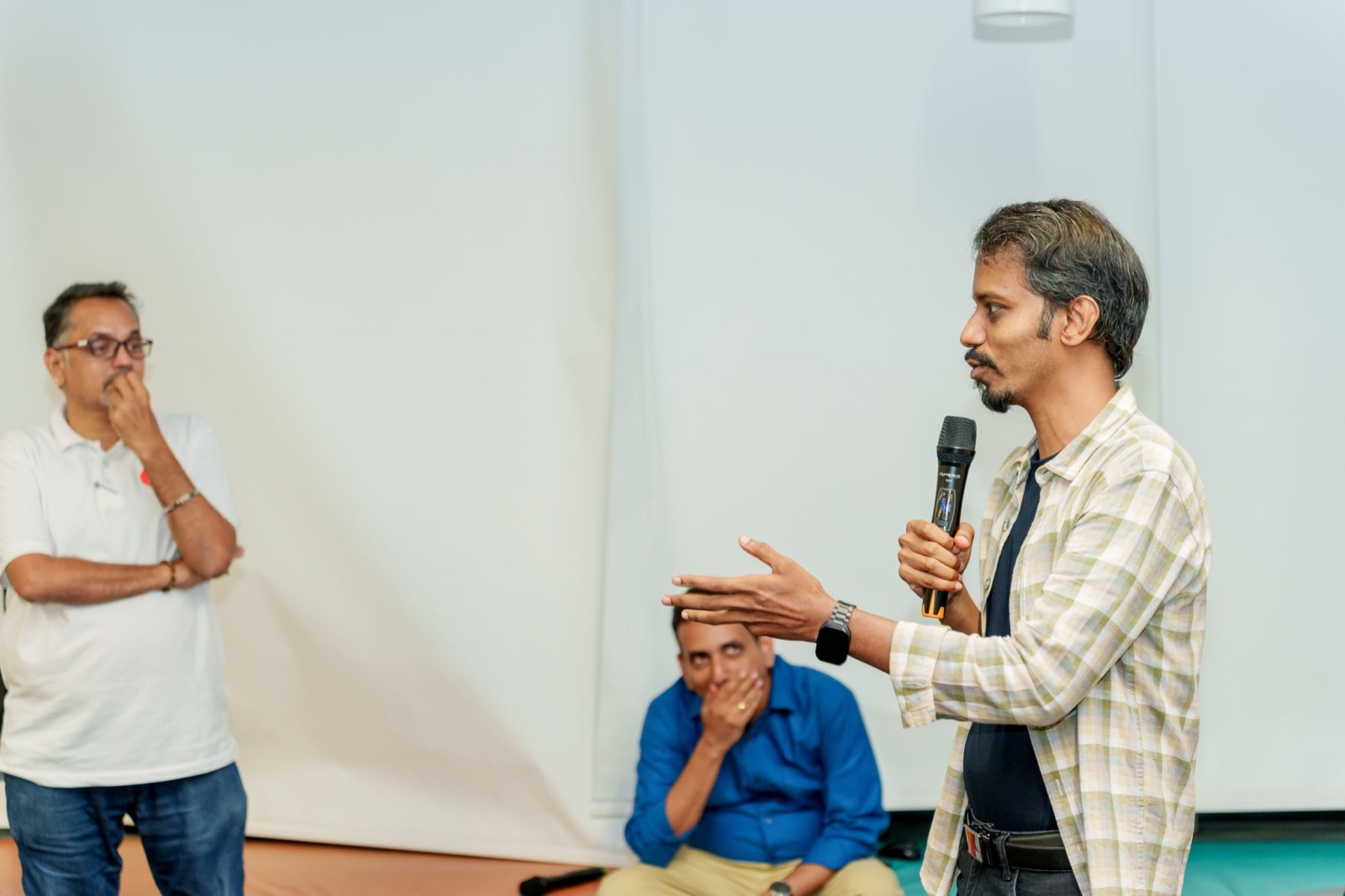 Raja T M facilitating the Brand Premier League discussion with participants